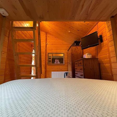Impeccable 1-Bed House In Retford Close To A1 エクステリア 写真