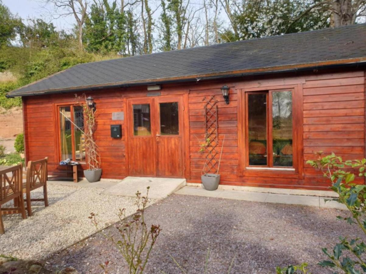 Impeccable 1-Bed House In Retford Close To A1 エクステリア 写真